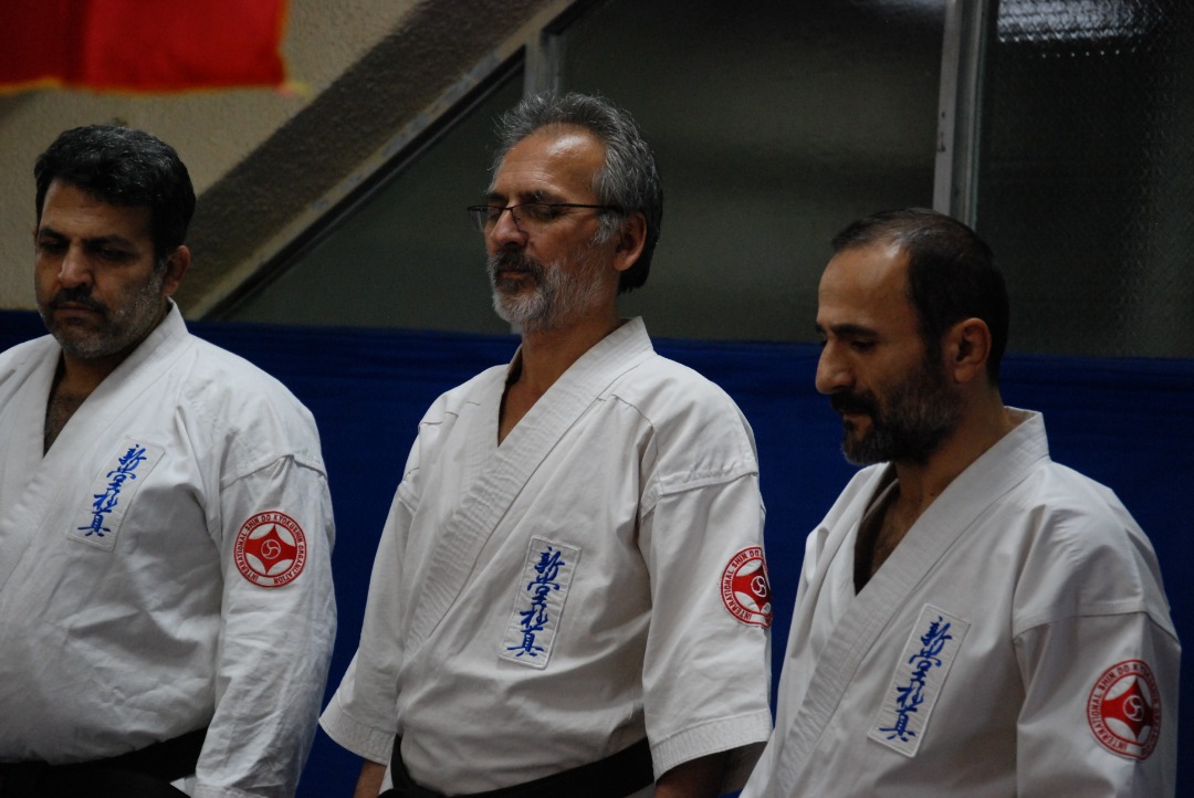 مراسم اهداء کمربند و احکام داوری سبک شیندو کیوکوشین کاراته